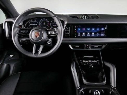 New 2026 Porsche Cayenne image 14