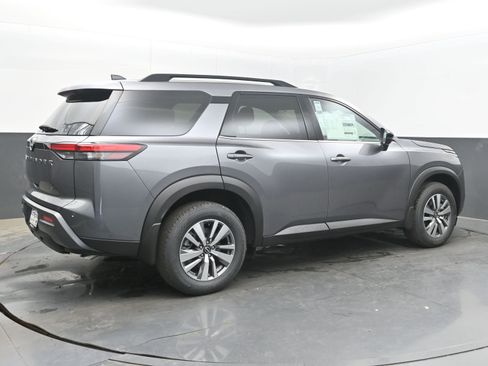 New 2026 Nissan Pathfinder SL FWD image 7