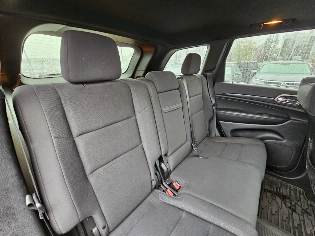 Used 2014 Jeep Grand Cherokee Laredo w/ Security & Convenience Group AWD/4WD image 31