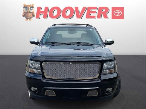 Used 2012 Chevrolet Avalanche LT w/ All-Star Edition image 7