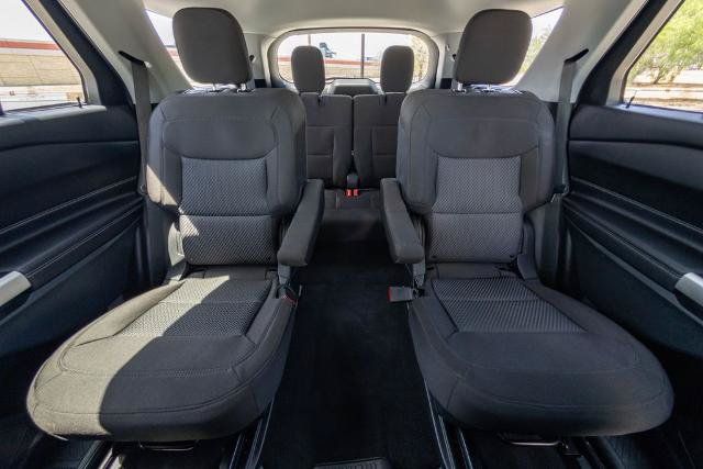 Used 2023 Ford Explorer XLT RWD image 17
