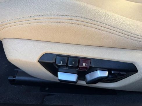 Used 2018 BMW 330i xDrive Sedan image 19