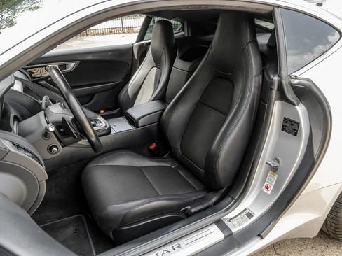 Used 2017 Jaguar F-TYPE Coupe RWD image 28