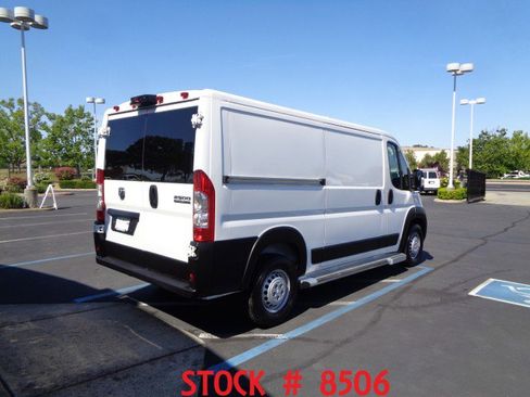 Used 2025 RAM ProMaster 2500 w/ U-Haul Equipment Group FWD image 8