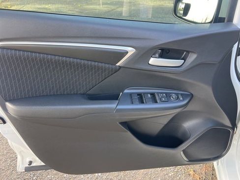 Used 2020 Honda Fit EX image 16