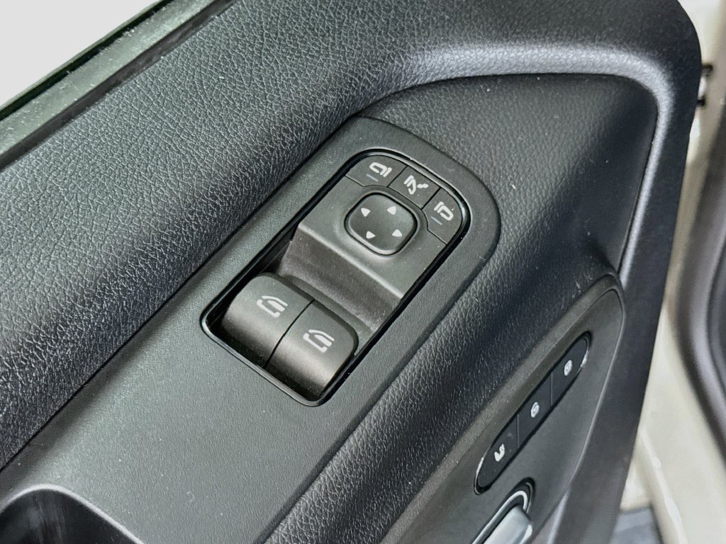 Used 2021 Mercedes-Benz Sprinter 2500 image 20