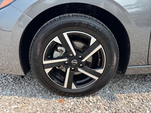 Used 2025 Nissan Sentra SV FWD image 28