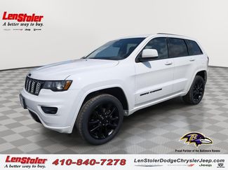 Used 2020 Jeep Grand Cherokee Altitude AWD/4WD video 1