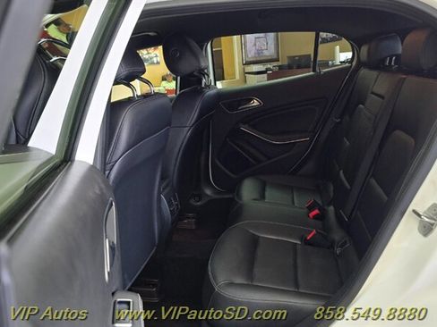 Used 2020 Mercedes-Benz GLA 250 4MATIC w/ Convenience Package image 20