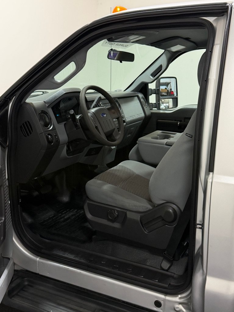 Used 2015 Ford F350 XL w/ Power Equipment Group AWD/4WD image 8