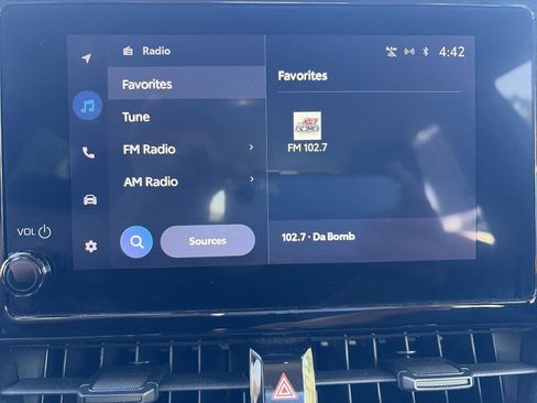 Used 2024 Toyota Corolla LE FWD image 12