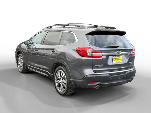 Used 2022 Subaru Ascent Limited w/ Technology Package AWD/4WD image 3
