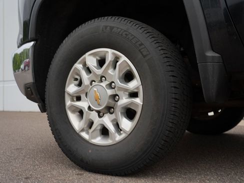 Used 2025 Chevrolet Silverado 3500 LT w/ All Star Edition AWD/4WD image 32