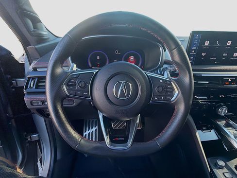 Used 2025 Acura MDX A-Spec image 10