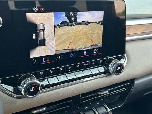 New 2026 GMC Canyon Denali AWD/4WD image 15