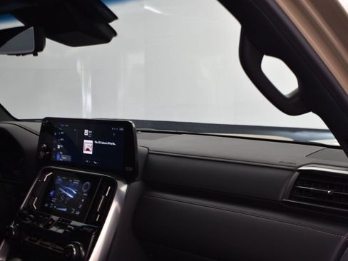 Used 2025 Lexus LX 700h Overtrail image 23