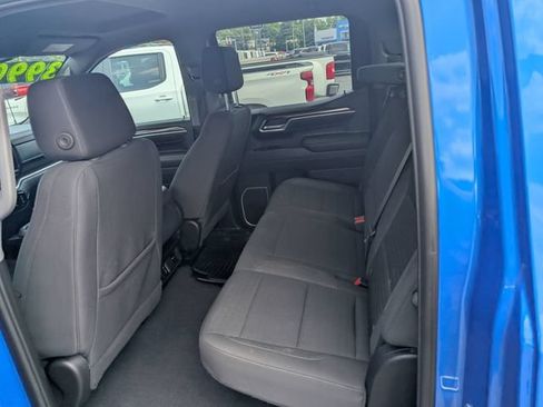 Used 2025 Chevrolet Silverado 1500 LT AWD/4WD image 10