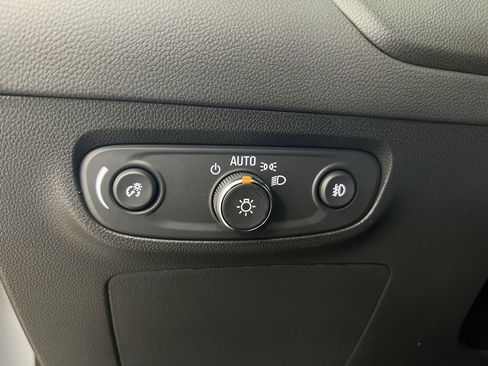 Used 2023 Buick Encore GX Select w/ Sport Touring Package image 17