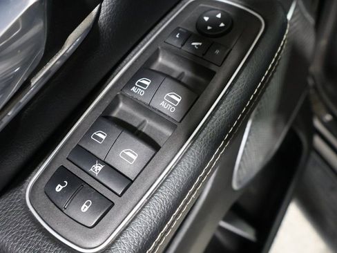 Certified 2023 RAM 1500 Laramie image 18