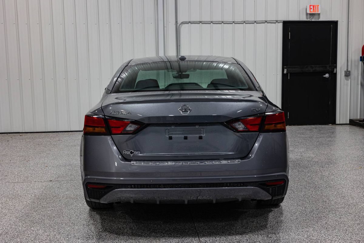 Used 2022 Nissan Altima 2.5 SV FWD image 5