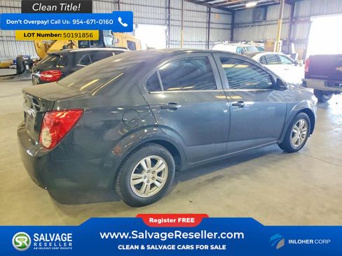 Used 2014 Chevrolet Sonic LT FWD image 4