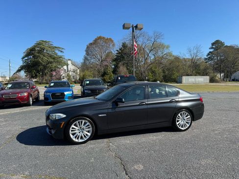Used 2012 BMW 550i 4dr Sdn 550i RWD image 3
