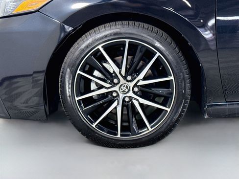 Used 2021 Toyota Camry SE FWD image 38