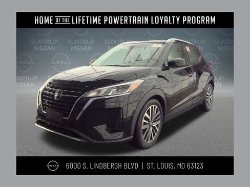 Used 2021 Nissan Kicks SV FWD image 1