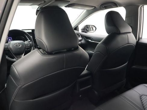 Used 2024 Toyota Camry SE w/ Convenience Package FWD image 19