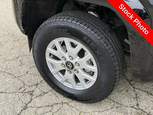 Used 2025 Toyota Tacoma SR AWD/4WD image 10