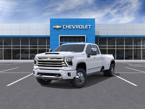 New 2025 Chevrolet Silverado 3500 High Country w/ High Country Premium Package image 8