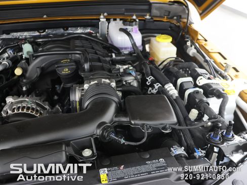 New 2026 Jeep Wrangler Unlimited Sahara AWD/4WD image 17