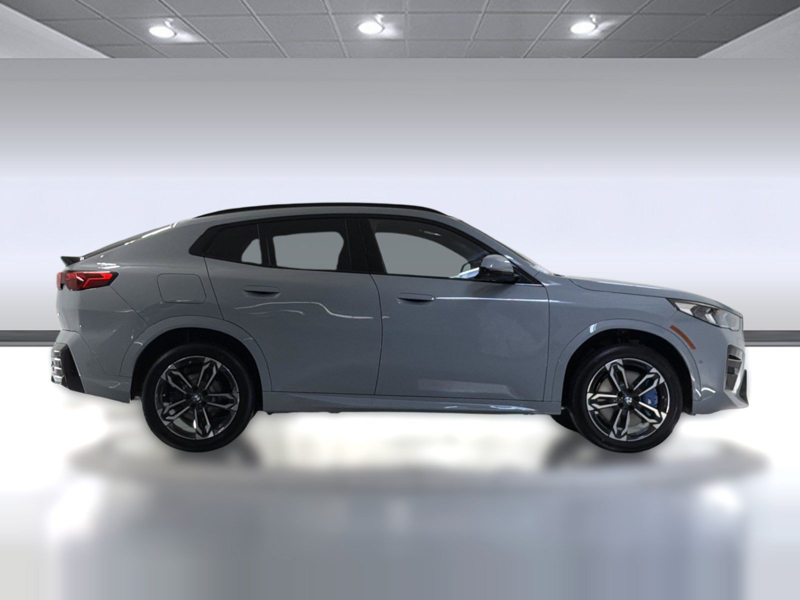 Used 2026 BMW X2 xDrive28i w/ Technology Package AWD/4WD image 8