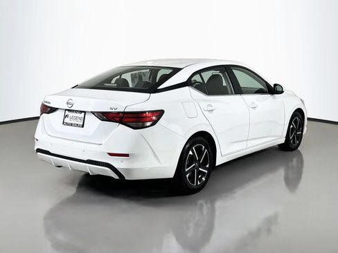 Used 2024 Nissan Sentra SV FWD image 5