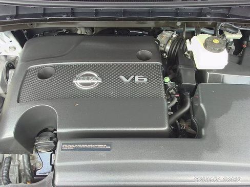 Used 2016 Nissan Murano SV AWD/4WD image 9