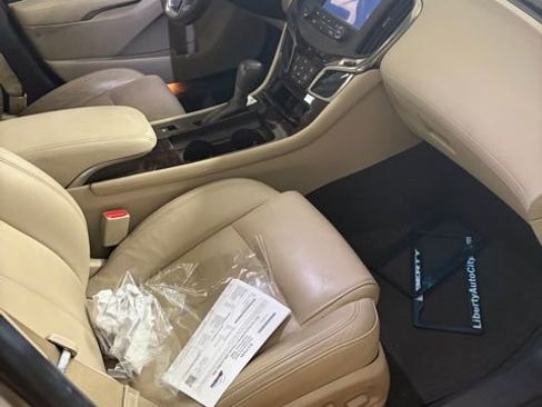 Used 2014 Buick LaCrosse Leather image 4