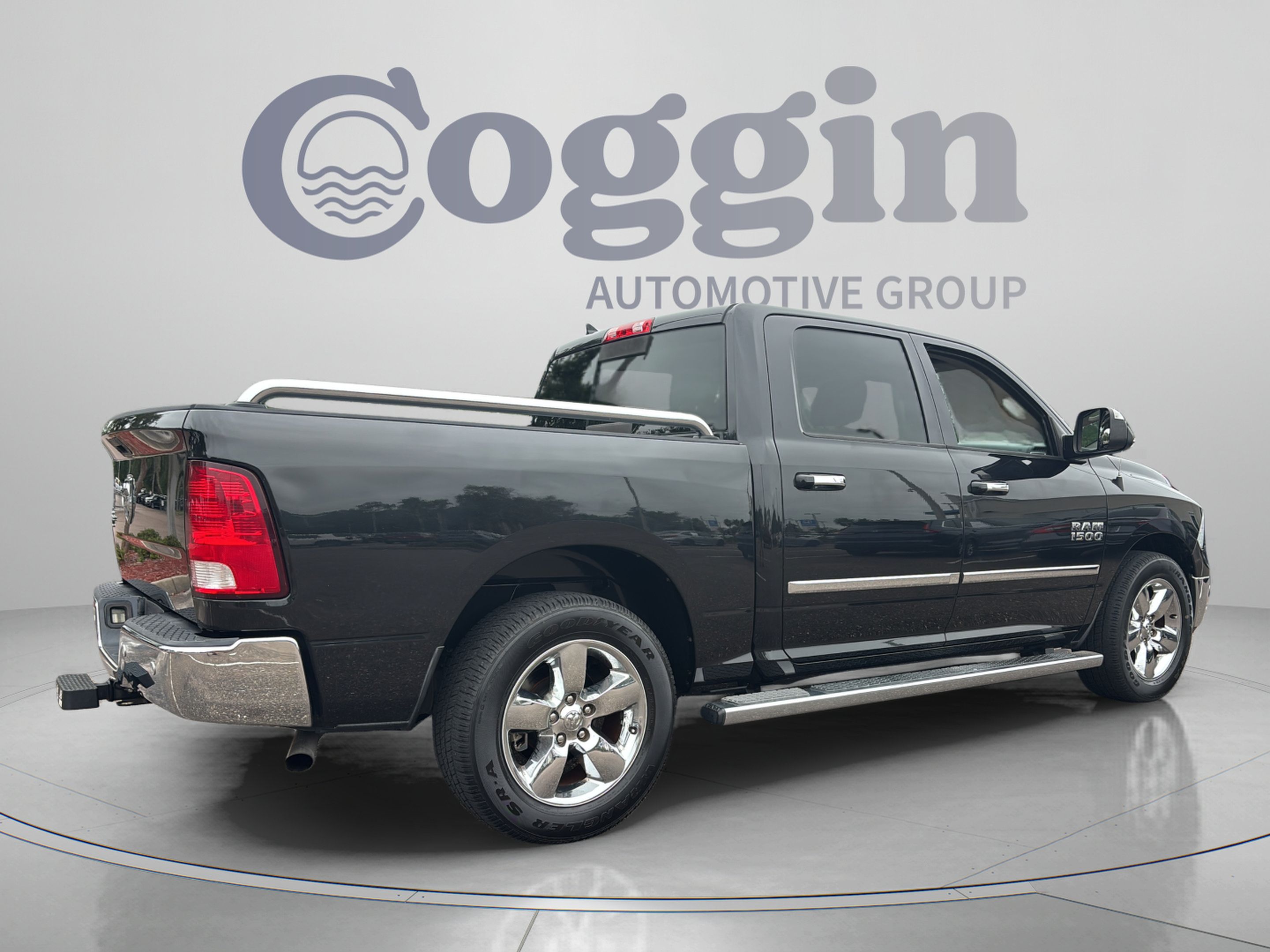 Used 2015 RAM 1500 Lone Star RWD image 5