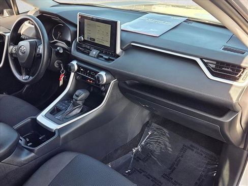 Used 2025 Toyota RAV4 LE image 21