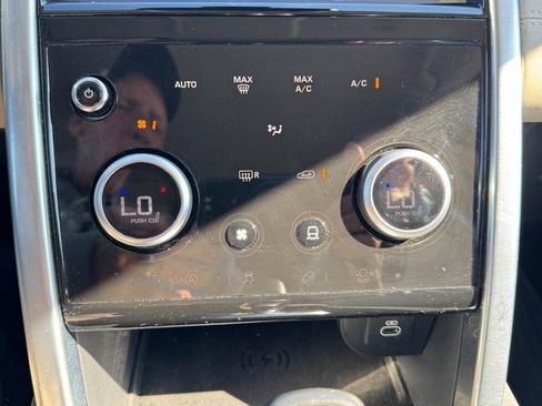 Used 2022 Land Rover Discovery Sport S image 19