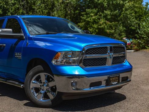 Used 2023 RAM 1500 Tradesman w/ Tradesman SXT Package AWD/4WD image 3