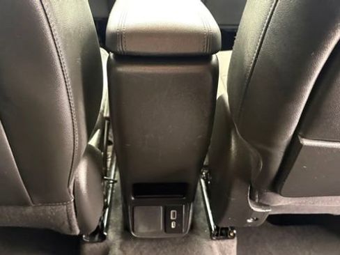 Used 2020 Buick Encore GX Preferred w/ Cold Weather Comfort Package AWD/4WD image 28