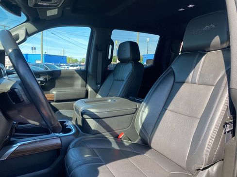 Used 2021 Chevrolet Silverado 1500 High Country w/ Max Trailering Package AWD/4WD image 10