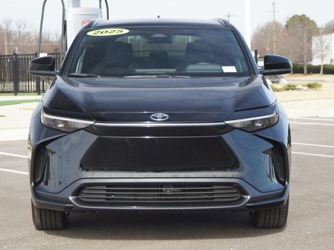 Used 2025 Toyota bZ4X AWD w/ Weather Package image 26