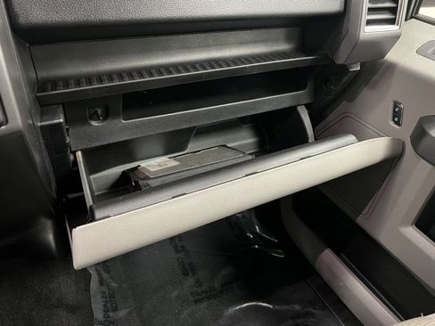 Used 2015 Ford F150 XLT w/ Equipment Group 301A Mid image 39