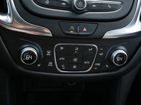 Used 2024 Chevrolet Equinox LT AWD/4WD image 21