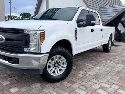 Used 2018 Ford F250 XL w/ Power Equipment Group RWD image 1