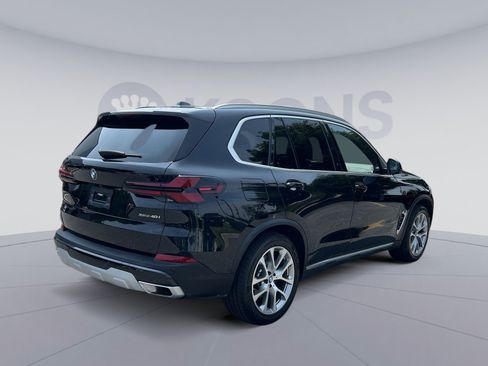 Used 2024 BMW X5 xDrive40i w/ Premium Package AWD/4WD image 7