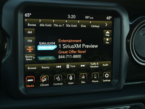 Used 2022 Jeep Gladiator Sport image 34