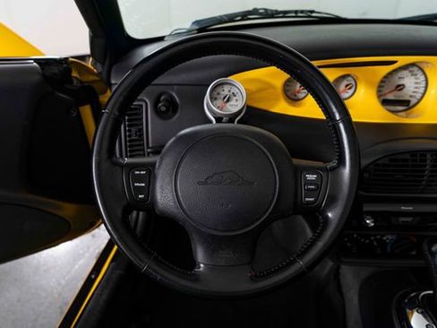 Used 2002 Chrysler Prowler image 17