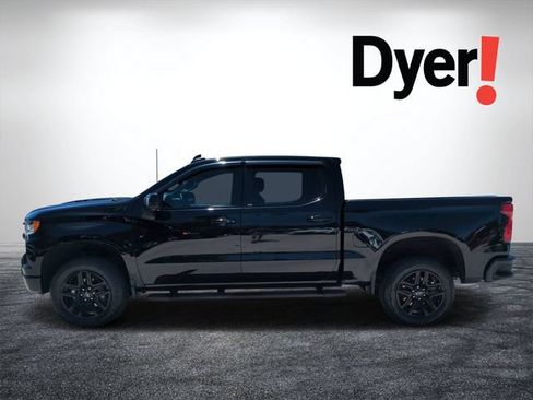 Used 2024 Chevrolet Silverado 1500 LT Trail Boss w/ LT Trail Boss Premium Package AWD/4WD image 7